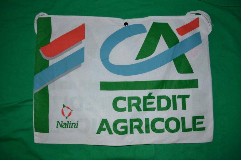 Credit Agricole 2002